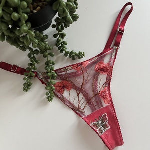 Chilot Thong, Imbracaminte si moda, Haine dama, Costume de baie si lenjerie de corp, Cusatura, ARTYNOS