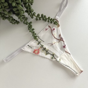 Chilot Thong, Imbracaminte si moda, Haine dama, Costume de baie si lenjerie de corp, Cusatura, ARTYNOS