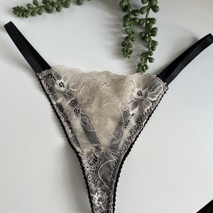 Chilot Thong - îmbrăcăminte și modă - haine damă - costume de baie și lenjerie de corp - Artynos.ro