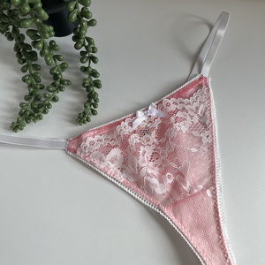 Chilot Thong, Imbracaminte si moda, Haine dama, Costume de baie si lenjerie de corp, Cusatura, ARTYNOS