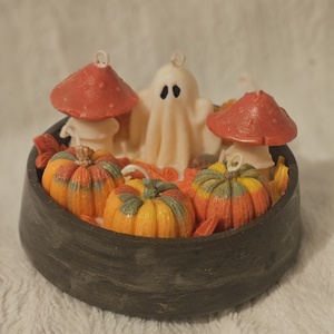 Lumanare Spooky sweet - Artynos.ro