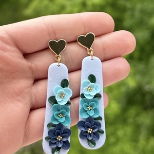 Cercei florali eleganti blue inima handmade   - Artynos.ro