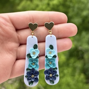Cercei florali eleganți blue inimă handmade   - accesorii nuntă - bijuterii mireasă - cercei mireasă - Artynos.ro