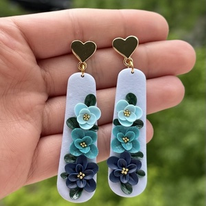 Cercei florali eleganți blue inimă handmade   - accesorii nuntă - bijuterii mireasă - cercei mireasă - Artynos.ro