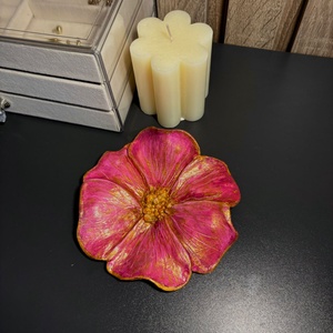 Tavita handmade pentru bijuterii sau decor in forma de floare - bijuterii - suporturi și cutii de bijuterii - cutii de bijuterii - Artynos.ro