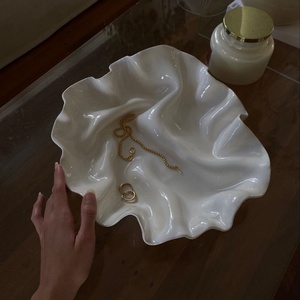 Bol/Tavita handmade din lut pentru bijuterii sau decor - Artynos.ro