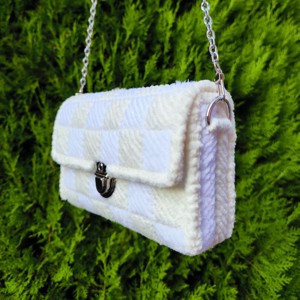 Geantă de umăr elegantă acoperită cu chenille (alb unt și alb zăpadă) - geantă și husă - genți de umăr și genți de mână - geantă casual - Artynos.ro