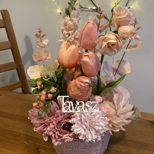 Decorațiuni florale de primăvară pentru masă  - casă & stil de viață - decorațiuni de casă - accesorii florale - flori în ghiveci - Artynos.ro