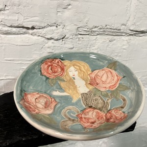 Energie feminina � platou decorativ cu sirene - Artynos.ro
