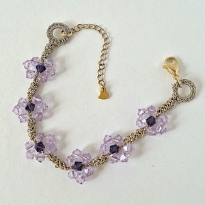 Bratara eleganta lila cu cristale Swarovski -model floare mov deschis cu centru ametist, fir aurit - bijuterii - brățări - brățări din mărgele - Artynos.ro