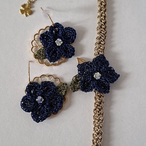 Bratara floare crosetata navy Bloom - albastru inchis cu cristal - bijuterii - brățări - brățări împletite - Artynos.ro