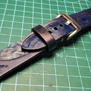Curea de ceas, lucrata manual - Artynos.ro