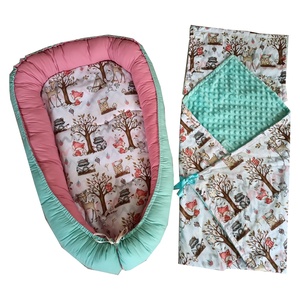 et Baby Nest Animalute Din Padure, Roz-Verde Menta, 3 piese - Artynos.ro