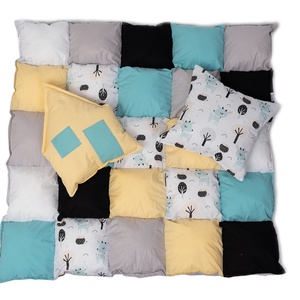 Covoras Pufos Animalute Mint, 2 perne decorative - Artynos.ro