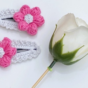 Set clame cu floare crosetata - îmbrăcăminte și modă - accesorii păr - bandă de păr și agrafe păr - Artynos.ro
