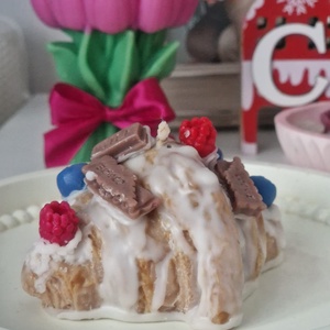 Lumanare parfumata French Croissant , Casa & Stil de viata, Lumanari, parfumuri, arome, Lumanari artizanale, Lumanare si fabricarea lumanarilor, Obiecte pictate, ARTYNOS