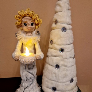 înger de Crăciun - casă & stil de viață - accesorii pentru decorat casa - decorațiuni de masă și decorațiuni pentru rafturi  - fețe de masă croșetate - Artynos.ro