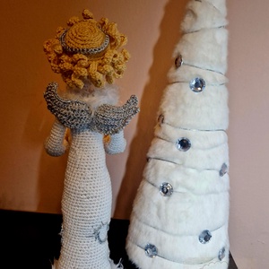 înger de Crăciun - casă & stil de viață - accesorii pentru decorat casa - decorațiuni de masă și decorațiuni pentru rafturi  - fețe de masă croșetate - Artynos.ro