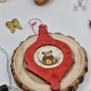 Ornament de Craciun din lemn, realizat prin tehnica decupajului - Artynos.ro