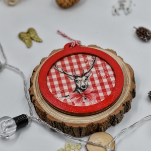 Ornament de Craciun din lemn, realizat prin tehnica decupajului, Craciun, Cadouri de Mos Craciun, Decor cu Mos Craciun, Pictura, Decoupage, transfer si tehnici servetel, ARTYNOS