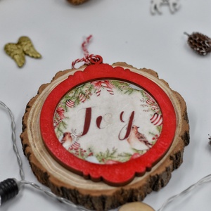 Ornament de Craciun din lemn, realizat prin tehnica decupajului, Craciun, Cadouri de Mos Craciun, Decor cu Mos Craciun, Pictura, Decoupage, transfer si tehnici servetel, ARTYNOS