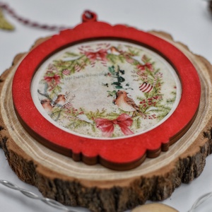 Ornament de Crăciun din lemn, realizat prin tehnica decupajului - crăciun - cadouri de moș crăciun - decor cu moș crăciun - Artynos.ro