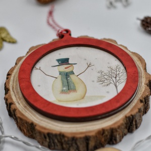 Ornament de Crăciun din lemn, realizat prin tehnica decupajului - crăciun - cadouri de moș crăciun - decor cu moș crăciun - Artynos.ro