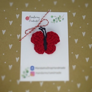 Mărțișor croșetat fluture - bijuterii - mărțișor - Artynos.ro