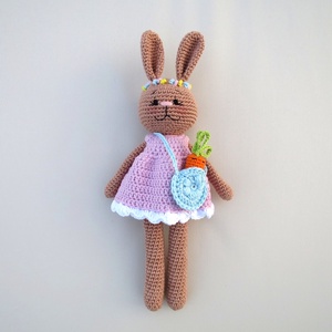 Jucărie croșetată iepuraș Rita cu accesorii, Jucării și echipamente pentru copii, Plușuri, Păpușă croșetată, păpușă de pluș, Croșetat, ARTYNOS