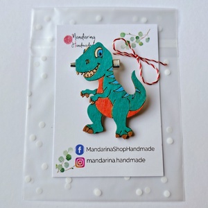 Mărțișoare pentru băieți, din lemn, pictate manual � Model dinozauri - bijuterii - mărțișor - Artynos.ro