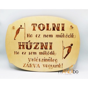 Tablita pirogravata haioasa pentru usa magazinului, Casa & Stil de viata, Accesorii pentru decorat casa, Picturi murale, Panouri si tablouri, panouri decorative, Gravare, pirogravura, Prelucrarea lemnului, ARTYNOS