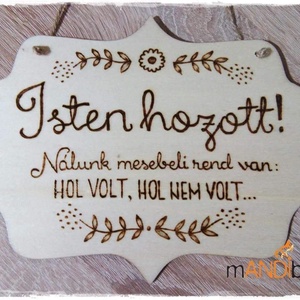 Tablita Bine ai venit haioasa, Casa & Stil de viata, Accesorii pentru decorat casa, Decoratiuni de pereti, decoratiuni suspendate, Decoratiuni suspendate, Gravare, pirogravura, Prelucrarea lemnului, ARTYNOS