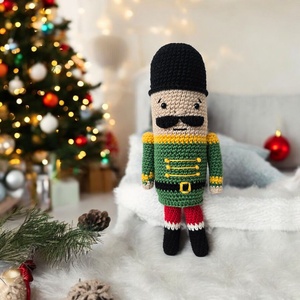 Spărgător de nuci croșetat - casă & stil de viață - accesorii pentru decorat casa - decorațiuni de masă și decorațiuni pentru rafturi  - decorațiuni de masă - Artynos.ro