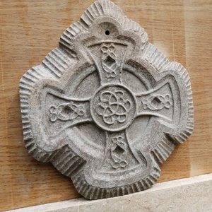 medalion piatra cruce celtica - casă & stil de viață - decorațiuni de casă - decorațiuni de pereți - placă decorativă - Artynos.ro