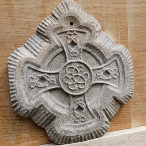 medalion piatra cruce celtica - casă & stil de viață - decorațiuni de casă - decorațiuni de pereți - placă decorativă - Artynos.ro