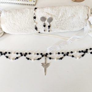 Sable  Set bijuterii unicat din onix și perle de cultură  colier, cercei și brățară - bijuterii - seturi de bijuterii - Artynos.ro