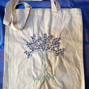 Sacoșă tote brodată copac înflorit , Geantă și husă, Geantă pentru cumpărături, Geantă shopper, geantă tote, geantă textilă, Broderie, ARTYNOS