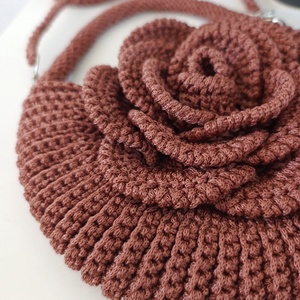 Geanta handmade trandafir  - geantă și husă - genți de umăr și genți de mână - geantă casual - Artynos.ro