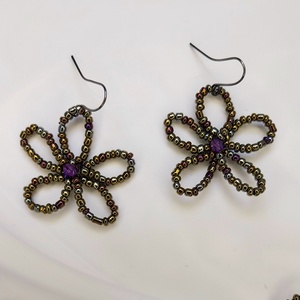 Set floral bratara și cercei din mărgele  - bijuterii - seturi de bijuterii - Artynos.ro