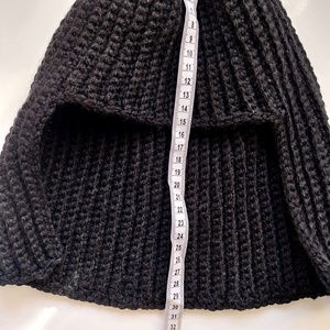 Căciulă stil peruca - îmbrăcăminte și modă - eșarfe, pălării, fularuri - căciulă - Artynos.ro Căciulă stil peruca - îmbrăcăminte și modă - eșarfe, pălării, fularuri - căciulă - Artynos.ro