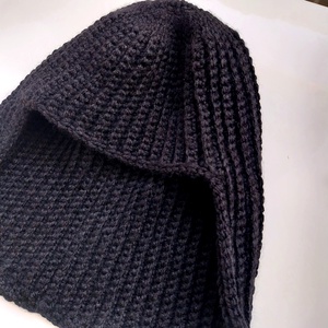 Căciulă stil peruca - îmbrăcăminte și modă - eșarfe, pălării, fularuri - căciulă - Artynos.ro Căciulă stil peruca - îmbrăcăminte și modă - eșarfe, pălării, fularuri - căciulă - Artynos.ro