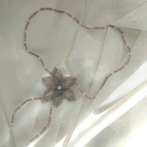 Colier lung cu floare din margele , Bijuterii, Coliere, Coliere din margele, Confectionarea bijuteriilor, ARTYNOS