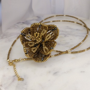 Colier lung cu lalea din mărgele  - bijuterii - mărțișor - Artynos.ro