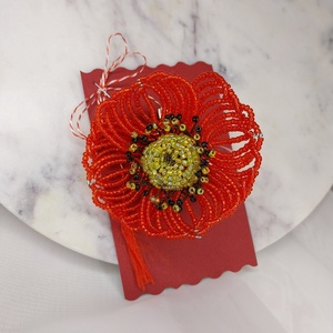 Martisor Brosa supradimensionata cu mac  - Artynos.ro