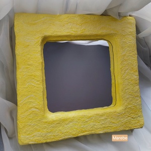 Oglinda Decorativa Texturata din Papier Mach� � Arta Sustenabila din Papier Maché  - Artynos.ro