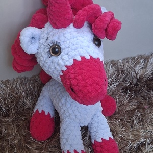 Unicorn crosetat  - jucării și echipamente pentru copii - plușuri - figurine de pluș - Artynos.ro