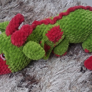Dragon crosetat  - jucării și echipamente pentru copii - plușuri - dragon de pluș - Artynos.ro
