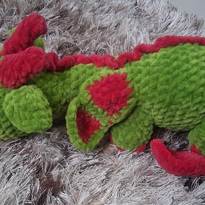 Dragon crosetat  - jucării și echipamente pentru copii - plușuri - dragon de pluș - Artynos.ro