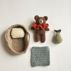 A Bear, a Pear and a Tiny Tale , Jucarii si echipamente pentru copii, Jocuri de gandire, Curcubeu Montessori, jocuri Waldorf, Crosetat, ARTYNOS