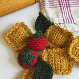 Crochet Ravioli Kit - jucării și echipamente pentru copii - jocuri de rol - Artynos.ro